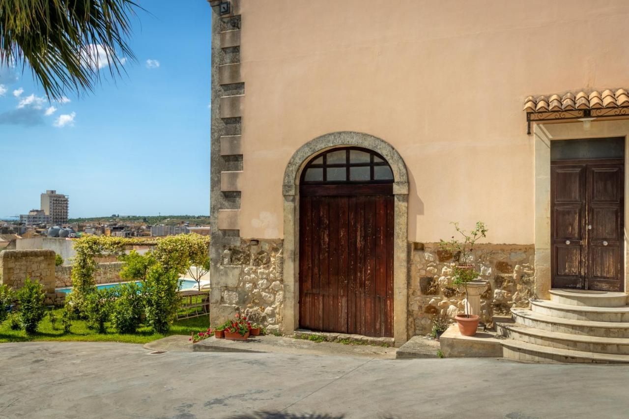 Villa Rosaria Rooms Noto Exterior foto