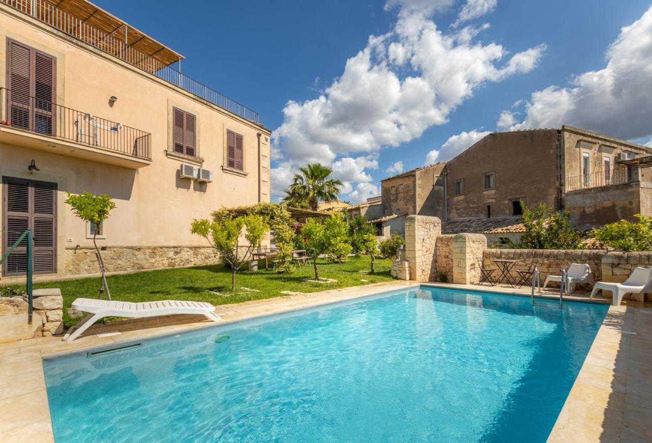 Villa Rosaria Rooms Noto Exterior foto