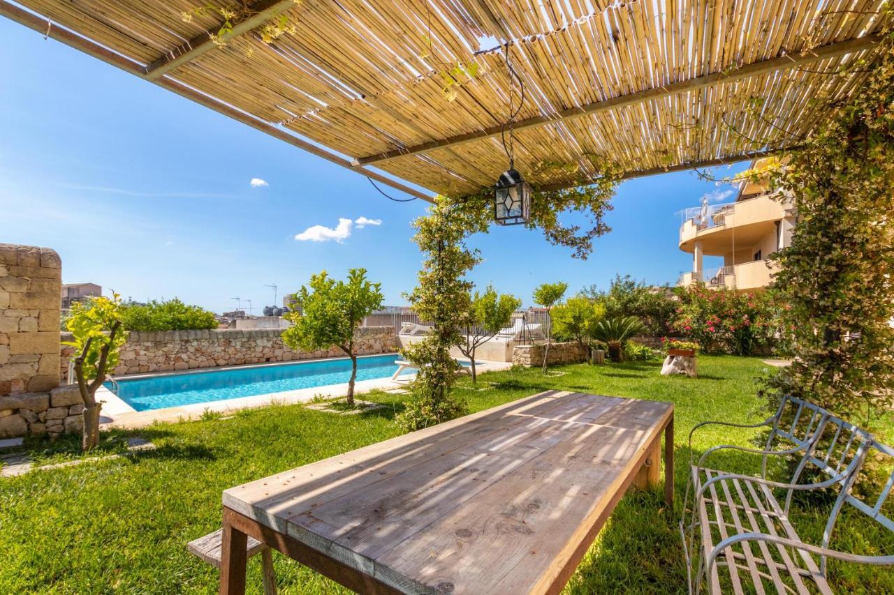 Villa Rosaria Rooms Noto Exterior foto