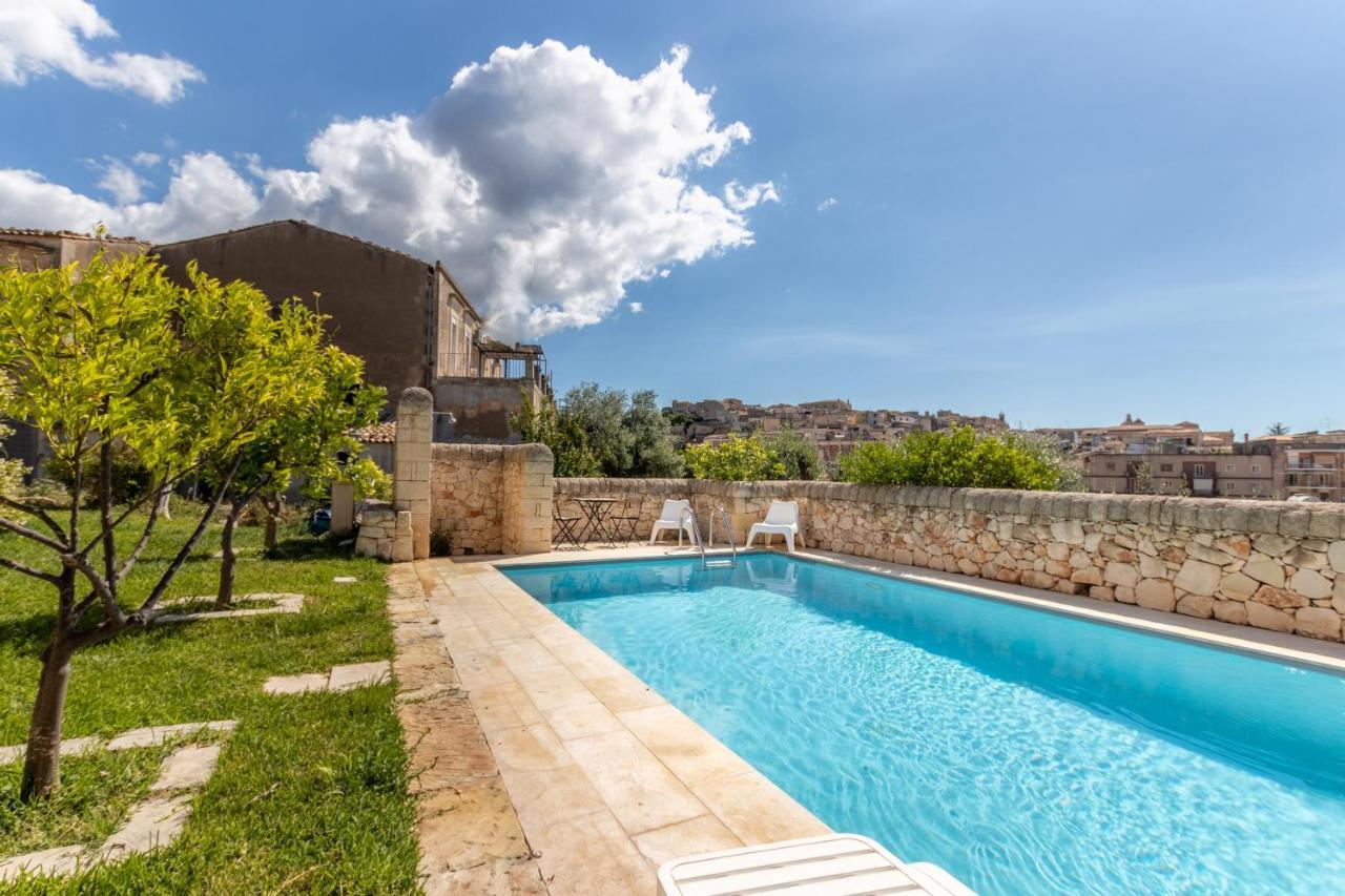 Villa Rosaria Rooms Noto Exterior foto
